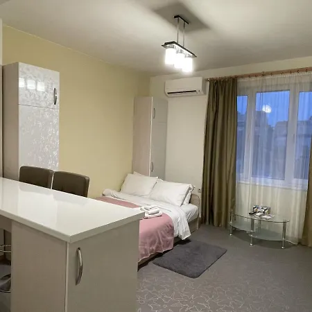 아파트 Julia's Place